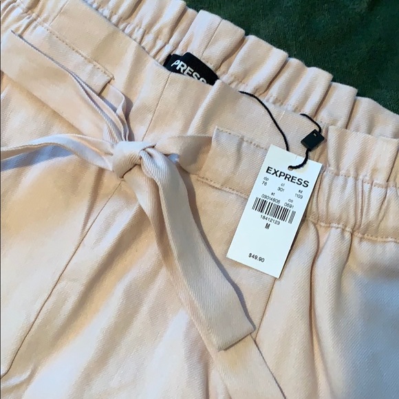 Express shortie high rise shorts with waist tie! - Picture 2 of 2